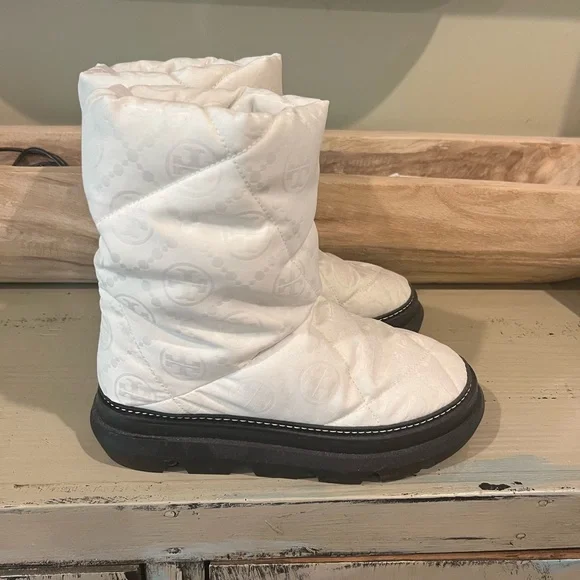 Tory Burch weather boots - Picture 2 of 4